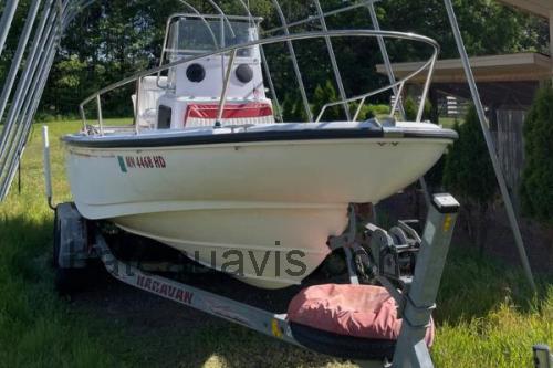 Boston Whaler Outrage 20 avis et fiche technique